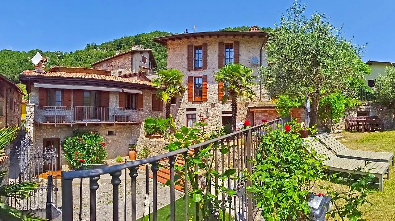 Casa Cortili Garda Summer By Gardadomusmea Pieve